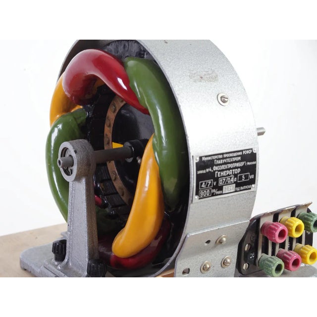 1960s Mid-Century Model Engine, 1960s For Sale - Image 5 of 10