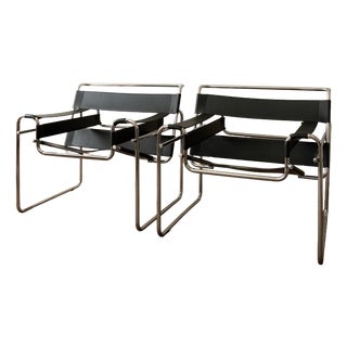 Wassily B3 Lounge Chairs by Marcel Breuer for Knoll International, 1970s, Set of 2 For Sale