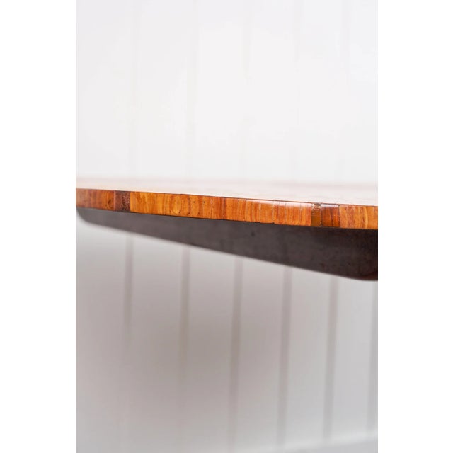 Early 19th Century Early 19th Century George III Walnut Breakfast Table With Satinwood Banding For Sale - Image 5 of 11