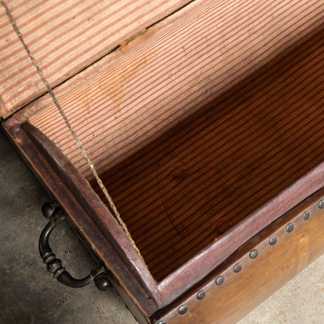 Antique 18th Century Cylindrical Coach Trunk, 1700s For Sale - Image 9 of 18