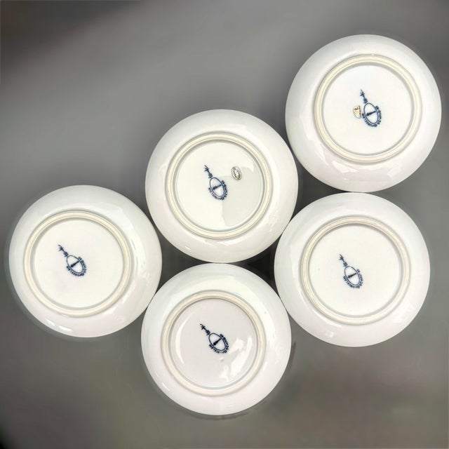 White 1960s LaGardo Tackett for Schmid Porcelain Demitasse Espresso 4" Cups With Saucers - Service for 5 For Sale - Image 8 of 8