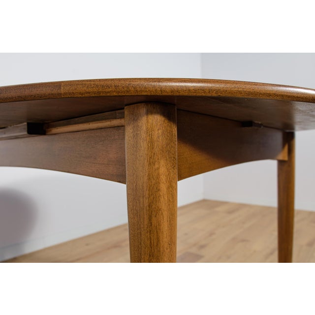 Mid-Century Round Teak Extendable Dining Table from G-Plan, United Knigdom, 1960s For Sale - Image 14 of 16