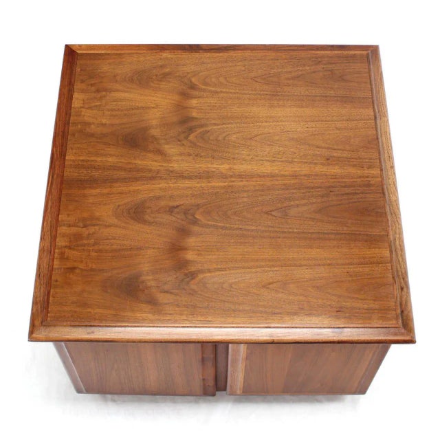 Vintage Mid Century Cube Shape Walnut End or Side Table With Cabinet For Sale - Image 4 of 9