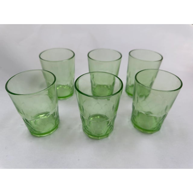 Set of six depression green Hazel Atlas juice glasses. In excellent condition, no chips or cracks or major damage.