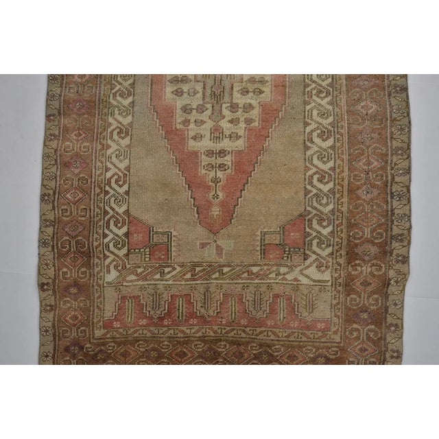 Antique Muted Pink Oushak Rug For Sale In Phoenix - Image 6 of 10
