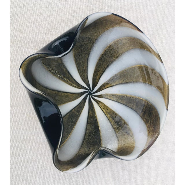 Mid Century Modern Alfredo Barbini Black and White Gold Flex Italian Bowl. For Sale - Image 12 of 12