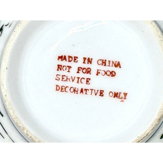 Late 20th Century Chinese Floral Porcelain Bowl For Sale - Image 9 of 9