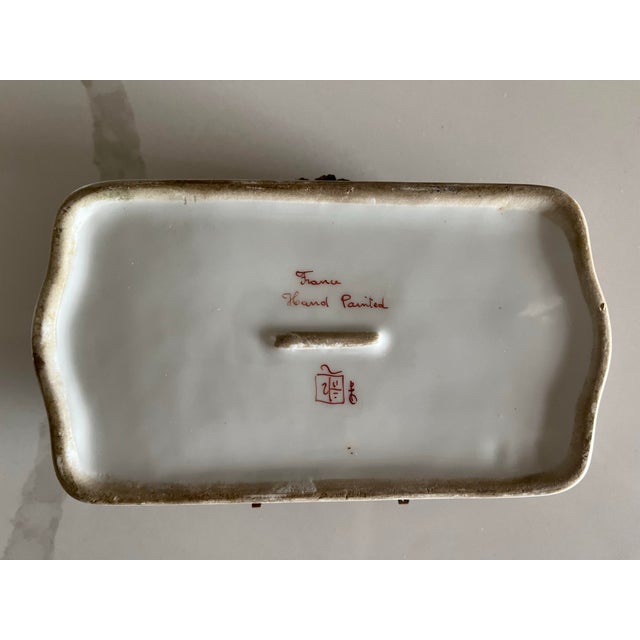1930s Vintage Porcelaine De Paris Dresser Box For Sale - Image 5 of 7
