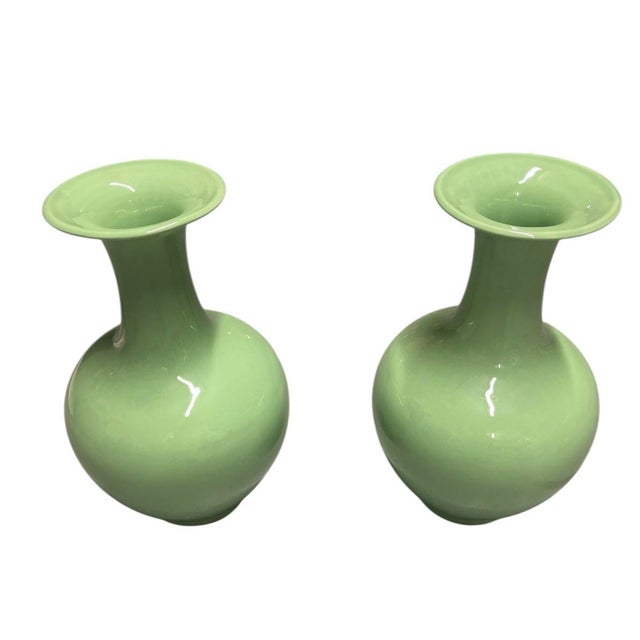 Mid-Century Modern A Pair of Mid-Century Modern Style Porcelain Vases For Sale - Image 3 of 11