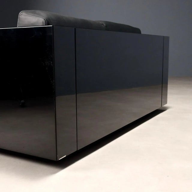 Sofa Design by Lella and Massimo Vignelli for Poltronova Saratoga, 2000s For Sale - Image 9 of 10