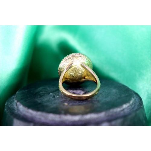 Metal Gold and Silver Ring with Chiseled Floral Motifs For Sale - Image 7 of 9