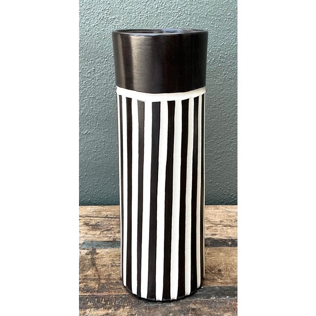 Vintage Original Graphic Black and White Glazed Ceramic Vase For Sale In West Palm - Image 6 of 12