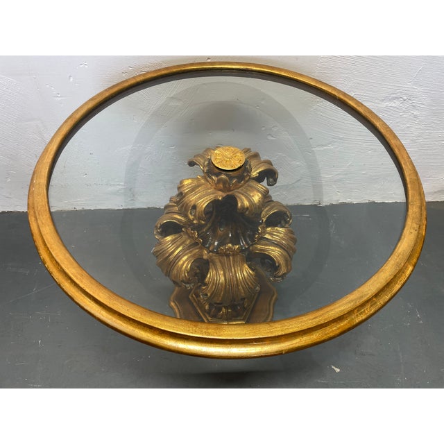 Hollywood Regency Venetian Hollywood Regency Round Side Table, Italy, 1960s For Sale - Image 3 of 7