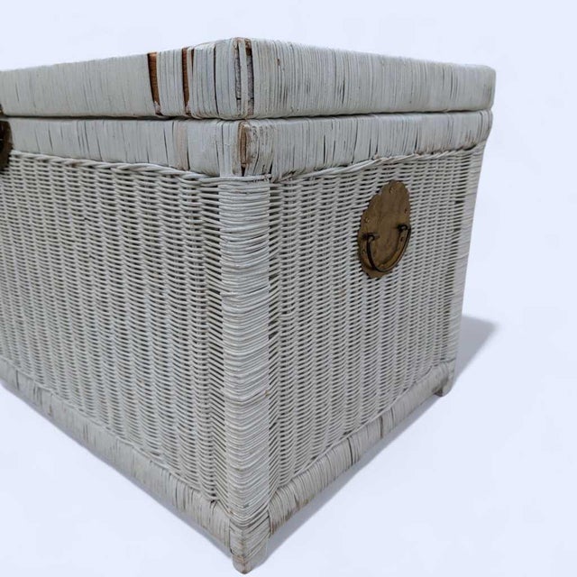 Vintage White Wicker Storage Trunk With Brass Hardware, Coastal, Rattan For Sale - Image 13 of 17