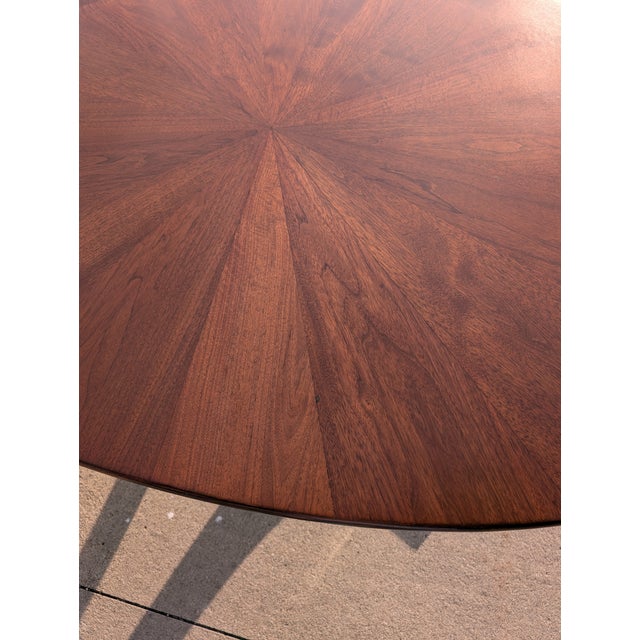 1970s Walnut Starburst Oval Dining Table by Osvaldo Borsani for Stow Davis For Sale - Image 15 of 18