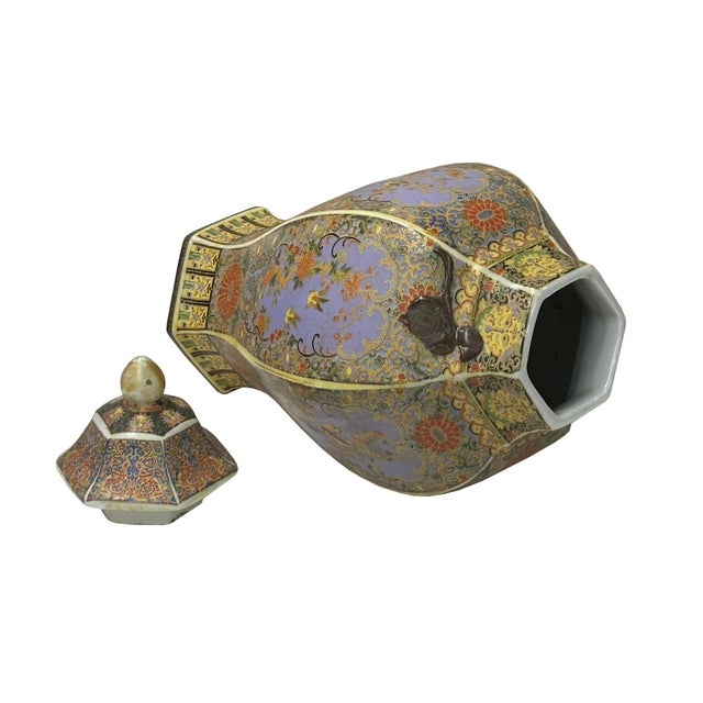 Chinese Porcelain Hexagonal Pagoda Vase With Lid – Floral & Bird Motif For Sale - Image 11 of 11