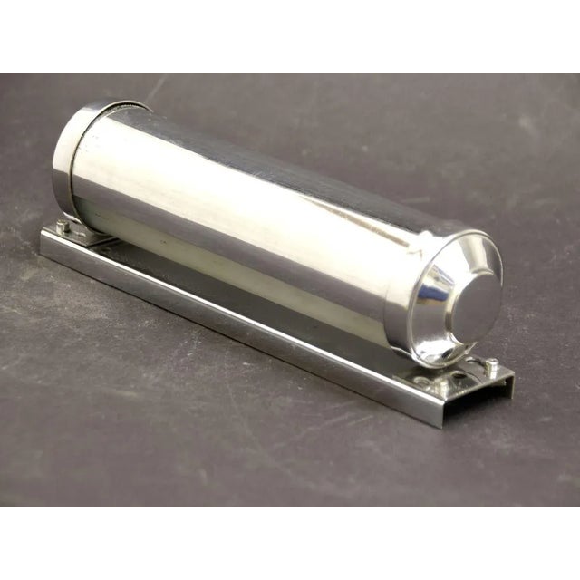 French Art Deco Chrome-Plated Wall Light with Movable Lampshade, 1930s For Sale - Image 9 of 9