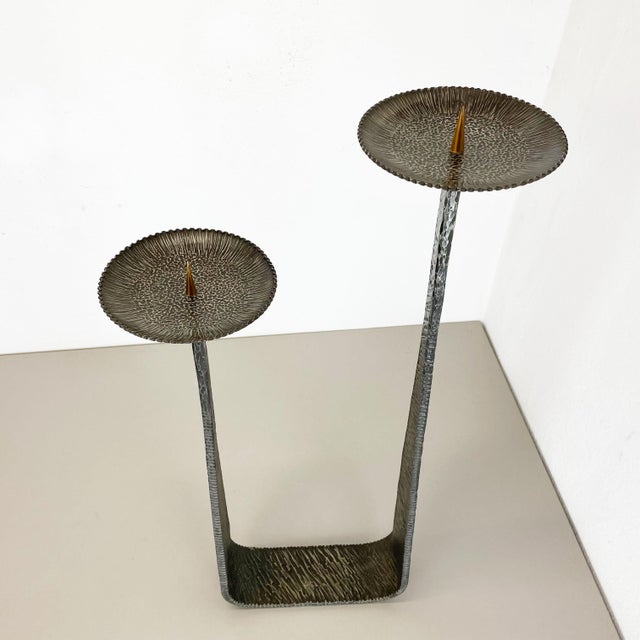 Modernist Sculptural Brutalist Copper Floor Candleholder, Germany, 1970s For Sale - Image 4 of 18