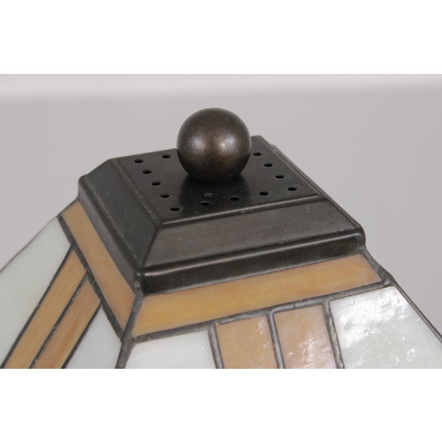 2010s Stickley Mission Oak Slag Glass Table Lamp For Sale - Image 5 of 13