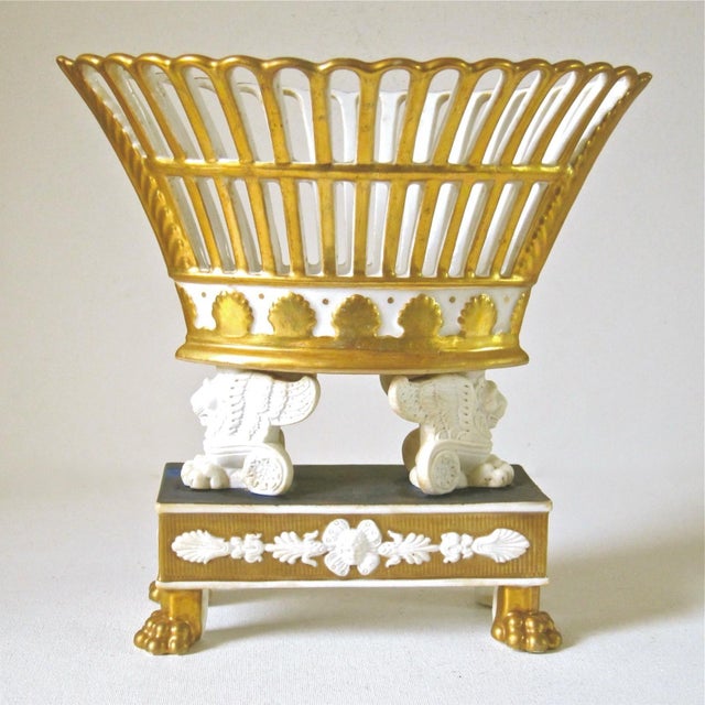 Antique Early 19th Century French Empire Paris Porcelain Corbeille or Basket With Lion Paw Feet Circa 1820 For Sale - Image 11 of 14