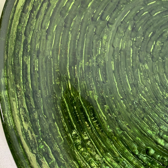 1960s Vintage 1960s Mid-Century Modern Anchor Hocking "Soreno" Avocado Green Snack Set - 12 pcs For Sale - Image 5 of 6