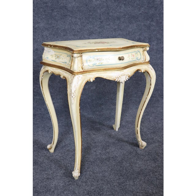 Rare Pair Distressed Paint Decorated Venetian Italian Nightstands Circa 1920s For Sale In Philadelphia - Image 6 of 12