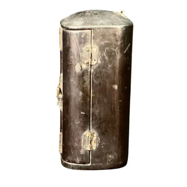 Japanese Lacquer and Giltwood Zushi Shrine For Sale In Tampa - Image 6 of 10