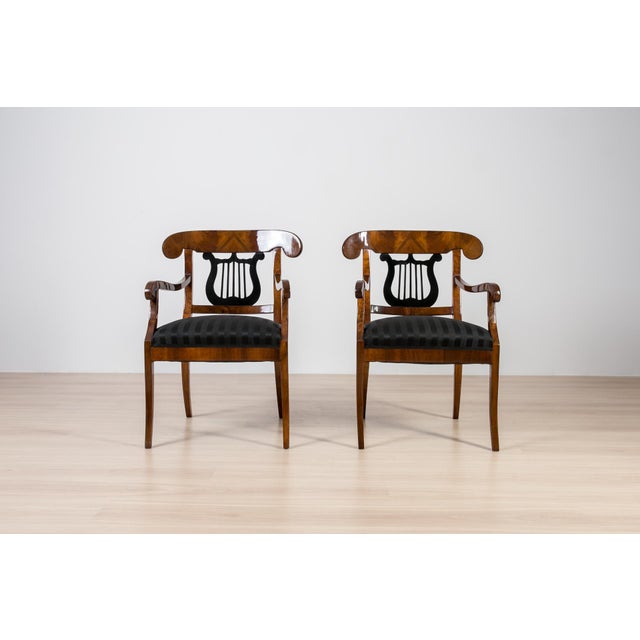Wood Antique German Biedermeier Armchairs in Walnut, 1800s, Set of 2 For Sale - Image 7 of 16