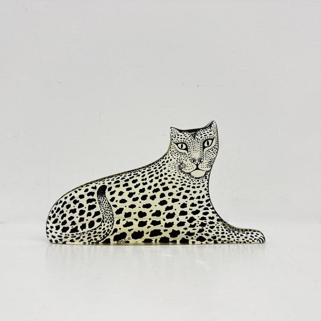 Large Mid-Century Modern Resin Leopard by Abraham Palatnik, Brazil, 1970s, in Good conditions. Designed 1970 to 1979 This...