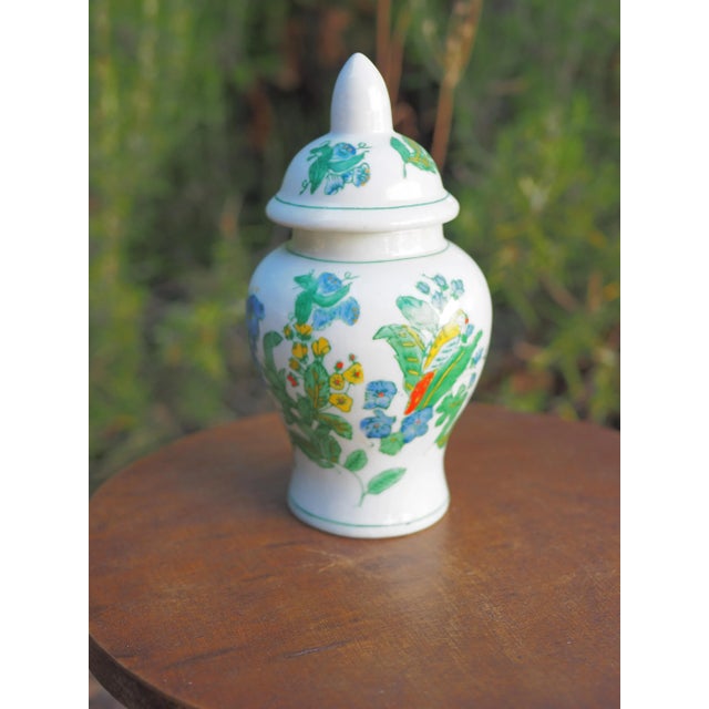 1970s Chinese Ginger Jar With Floral and Parrot Decoration For Sale - Image 4 of 11