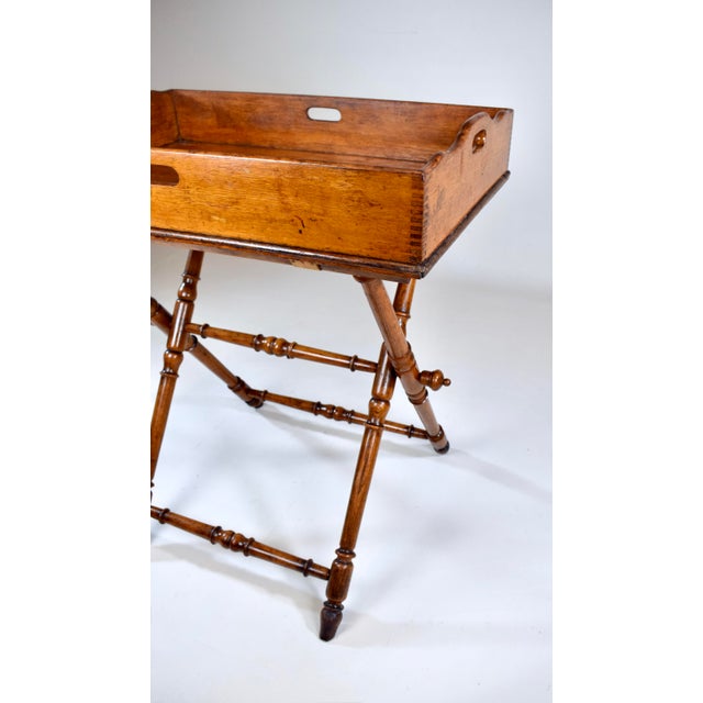 Late 19th Century 19th Century English Tiger Oak Butler's Tray Table For Sale - Image 5 of 15