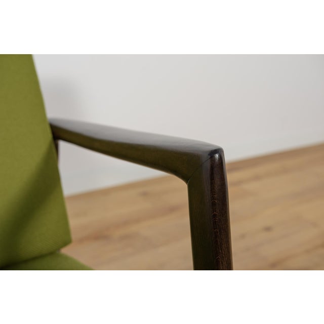 Model 300-139 Armchair from Swarzędz Furniture Factory, 1960s For Sale - Image 11 of 18
