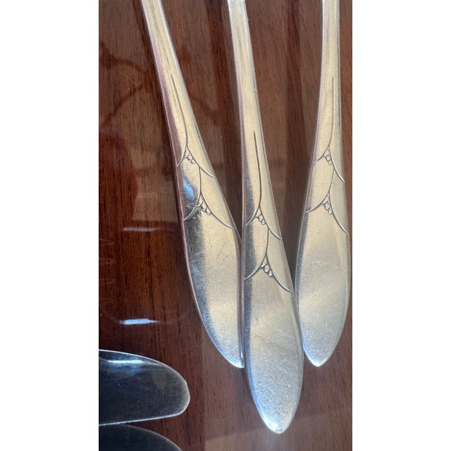 Silverplate Lady Hamilton Silver Flatware Set, Art Deco, c1932 Oneida Solid Piece Silver plate in the Lady Hamilton...