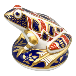 Royal Crown Derby Old Imari Frog Paperweight – English Bone China / Traditional Imari Pattern