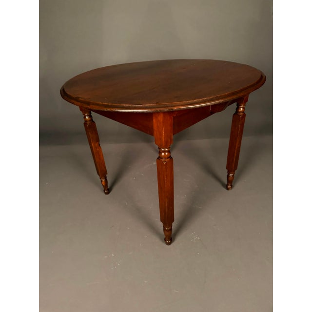 Late 19th Century American Round Dining Table, Circa 1890 For Sale - Image 11 of 12