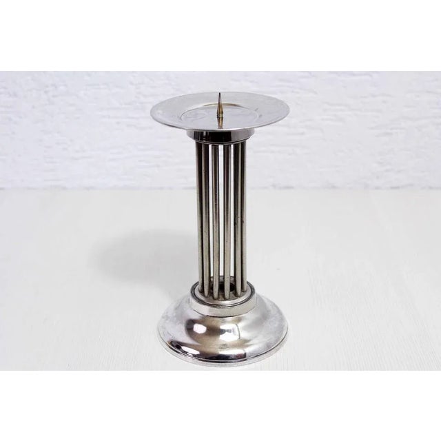 Superb modern silver metal candle holder with a timeless design, this candle holder is reminded us of the manufacture of...
