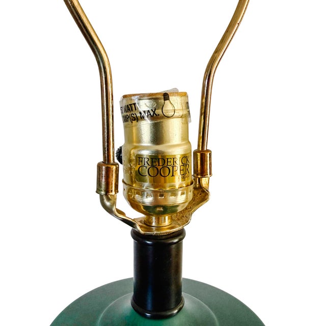 Metal 1970s Large Frederick Cooper Emerald Green Hand-Painted Green Tole Chinoiserie Table Lamps - A Pair For Sale - Image 7 of 17