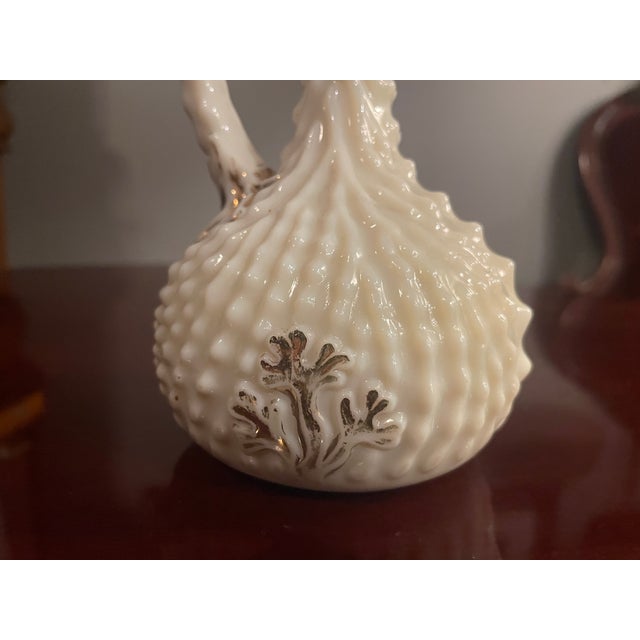 1900 - 1909 1900s Northwood Argonaut Shell Nautilus Custard Glass Cruet & Stopper For Sale - Image 5 of 10