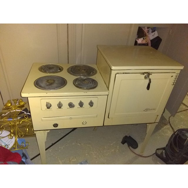 Art Deco Art Deco 1920"s Enamel Porcelain Stove Oven Works Original Bakelite Depression Era So Cal Palm Springs Coachella Valley For Sale - Image 3 of 3