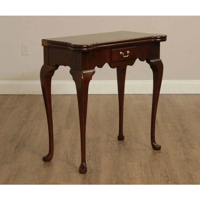 Queen Anne Queen Anne Style Mahogany Gate Leg Side Table For Sale - Image 3 of 12