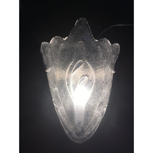 Fantastic applique made in Murano, beautiful blown glasswork hand on sandblasted mold internally; the glass paste...