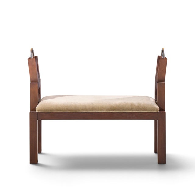 Wendell Castle Mid Century Oak Bench This bench measures: 46 wide x 15.25 deep x 36.5 high, with a seat height/chair...