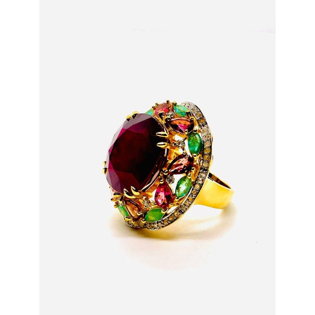 Bochic “Orient” Vintage Emerald, Ruby & Pink Tourmaline Ring Set 18 K Gold & Sil For Sale In New York - Image 6 of 11