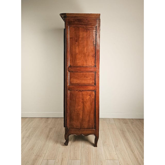 French Fruitwood Bonnetière, Early 19th Century For Sale - Image 4 of 11