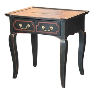 19th Century Paint-Decorated Table With Raised-Edge Top For Sale