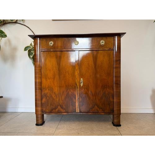 1970s Biedermeier Trumeau Style Buffet in Walnut, 1970s For Sale - Image 5 of 11