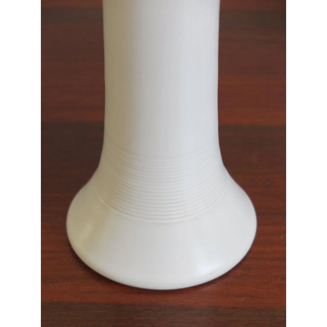 White Ceramic Vase by Franco Bucci, Pesaro, 1970s For Sale - Image 4 of 6