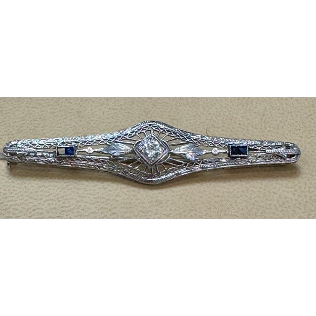 Estate Art Deco Diamond Sapphire & Ruby Platinum 4.2 Gm Pin / Broach VS Quality For Sale - Image 18 of 18