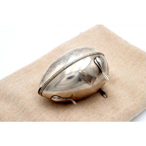 Silver Egg-Shaped Soap Dish For Sale - Image 3 of 5