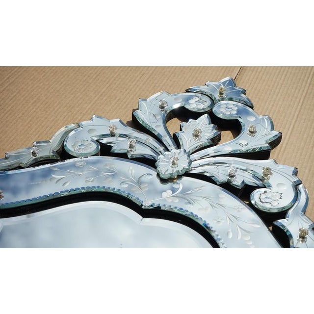 Antique Venetian Etched Glass Heart Shaped Wall Mirror, Italy, 1910s For Sale - Image 16 of 18